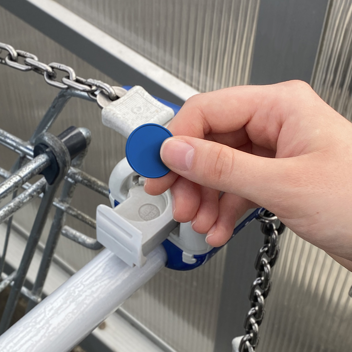 Chiphalter mit 1€-Chip "Herz" als Werbeartikel mit Logo bedrucken